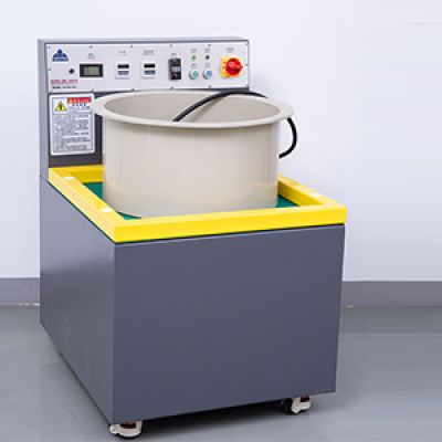 上海磁力研磨機運用磁場力氣傳導(dǎo)不銹鋼針磨材(PIN)